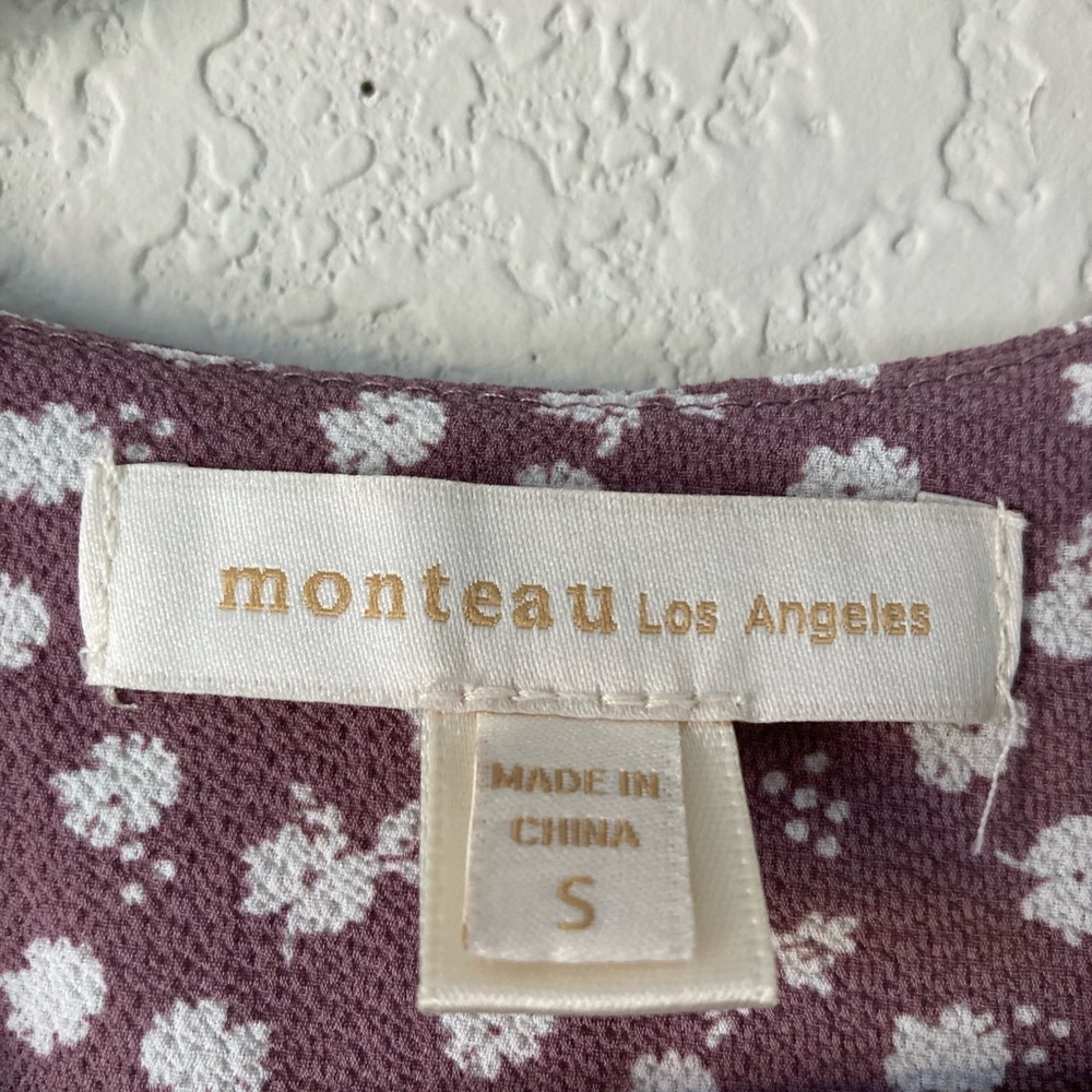 Purple blouse flutter sleeve - Picture 3 of 5